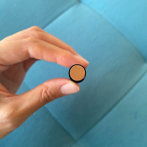 NARS Stick Concealer in CARAMEL MED/DARK2 - Size 2 g / 0.07 Oz.- Rare - Picture 2 of 6